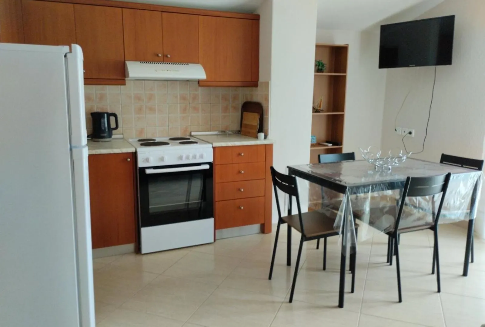 Christina Apartment Ставрос
